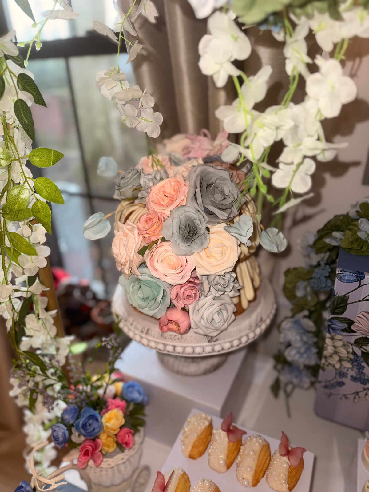 Custom Cakes